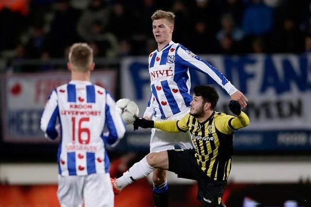 她们在比赛 她们在比赛