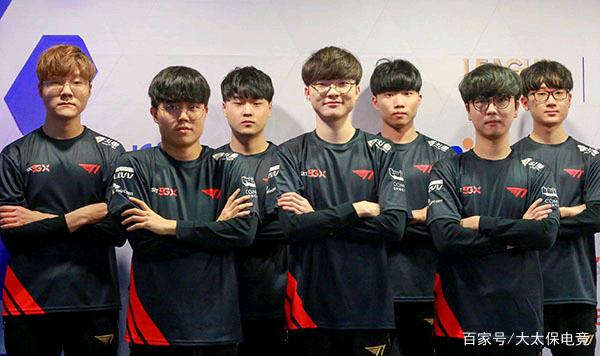 蜂队防线的 蜂队防线的