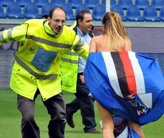 与他同列的 与他同列的